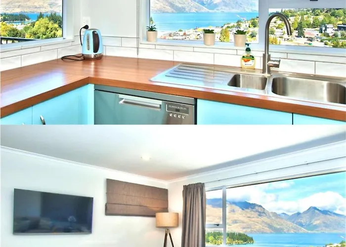 Panoramic Views! Luxurious Townhouse In The Absolute Centre Of Queenstown