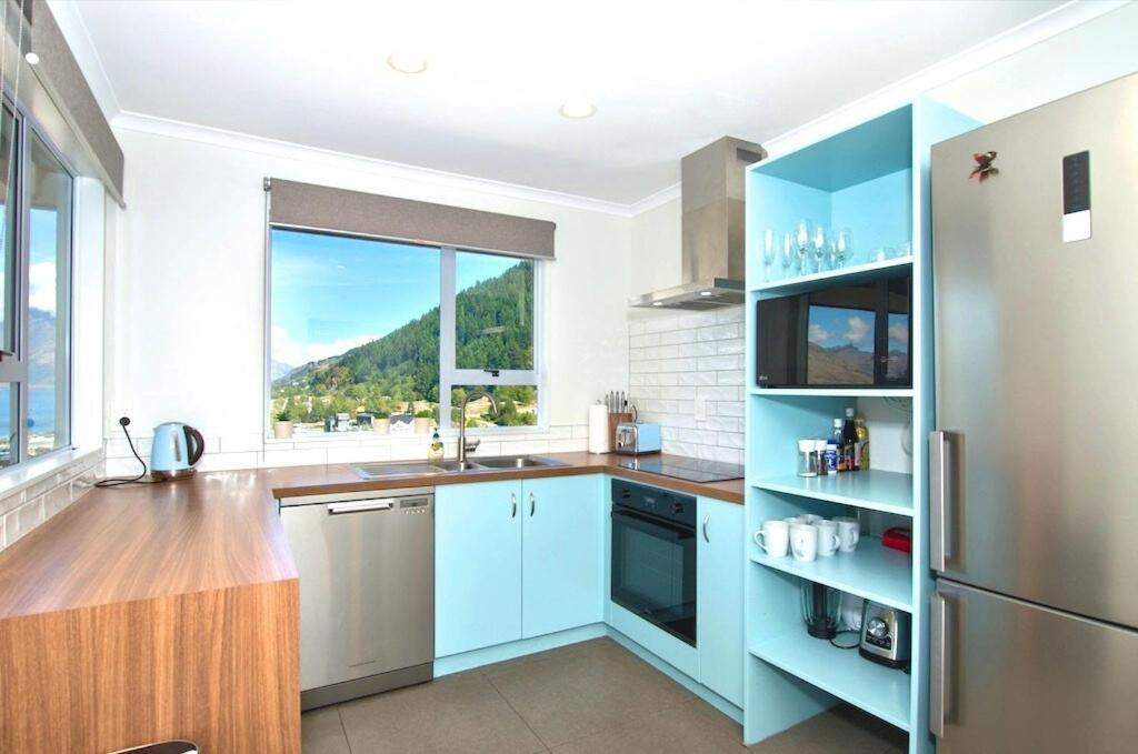 Panoramic Views! Luxurious Townhouse In The Absolute Centre Of Ferienhaus Queenstown